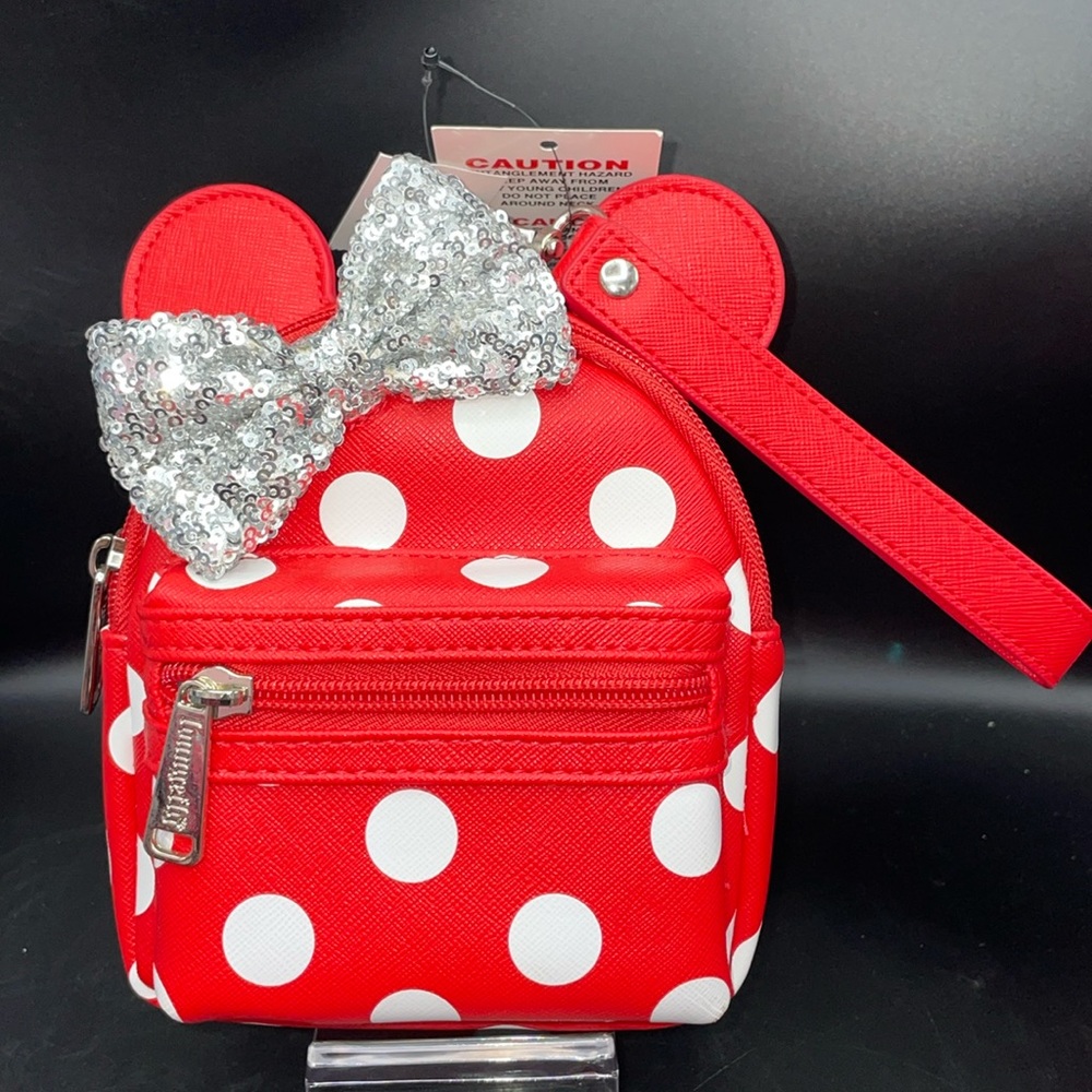 Loungefly Disney Parks Minnie Belt bag/Wrislet
